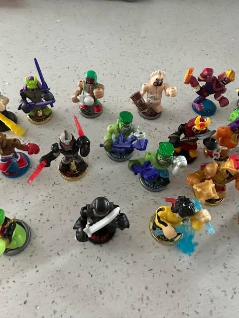 How to Choose Akedo Toys — Buyer’s Guide for Collectors